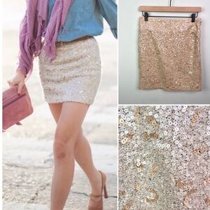 Banana Republic Gold Sequin Knit Mini Skirt